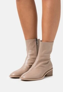 Tamaris Bottines - Taupe