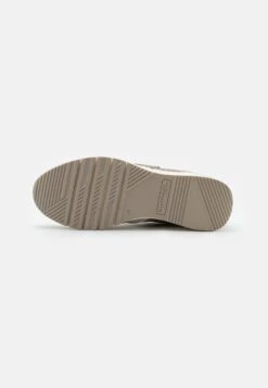 Tamaris Baskets Basses - Light Grey -Zalando 4d152cfcb8274f609e42c4a506e59380