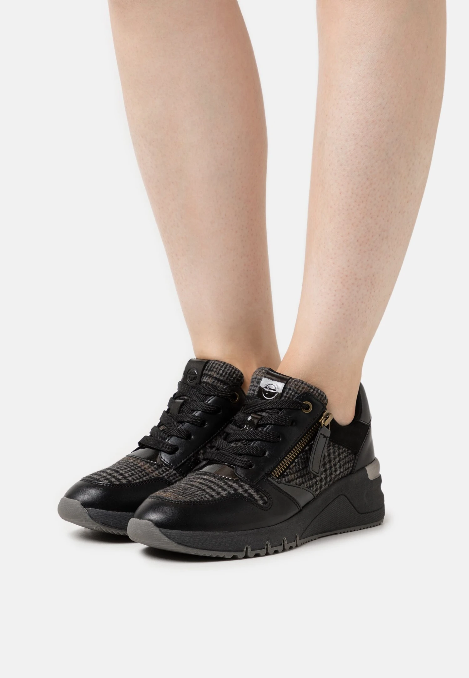 Tamaris Baskets Basses - Black 1 Tamaris Baskets Basses - Black