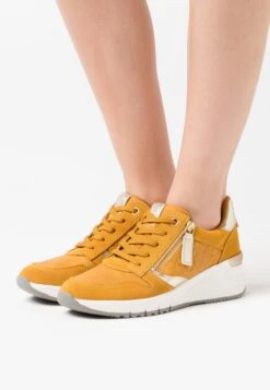 Tamaris Baskets Basses - Mustard