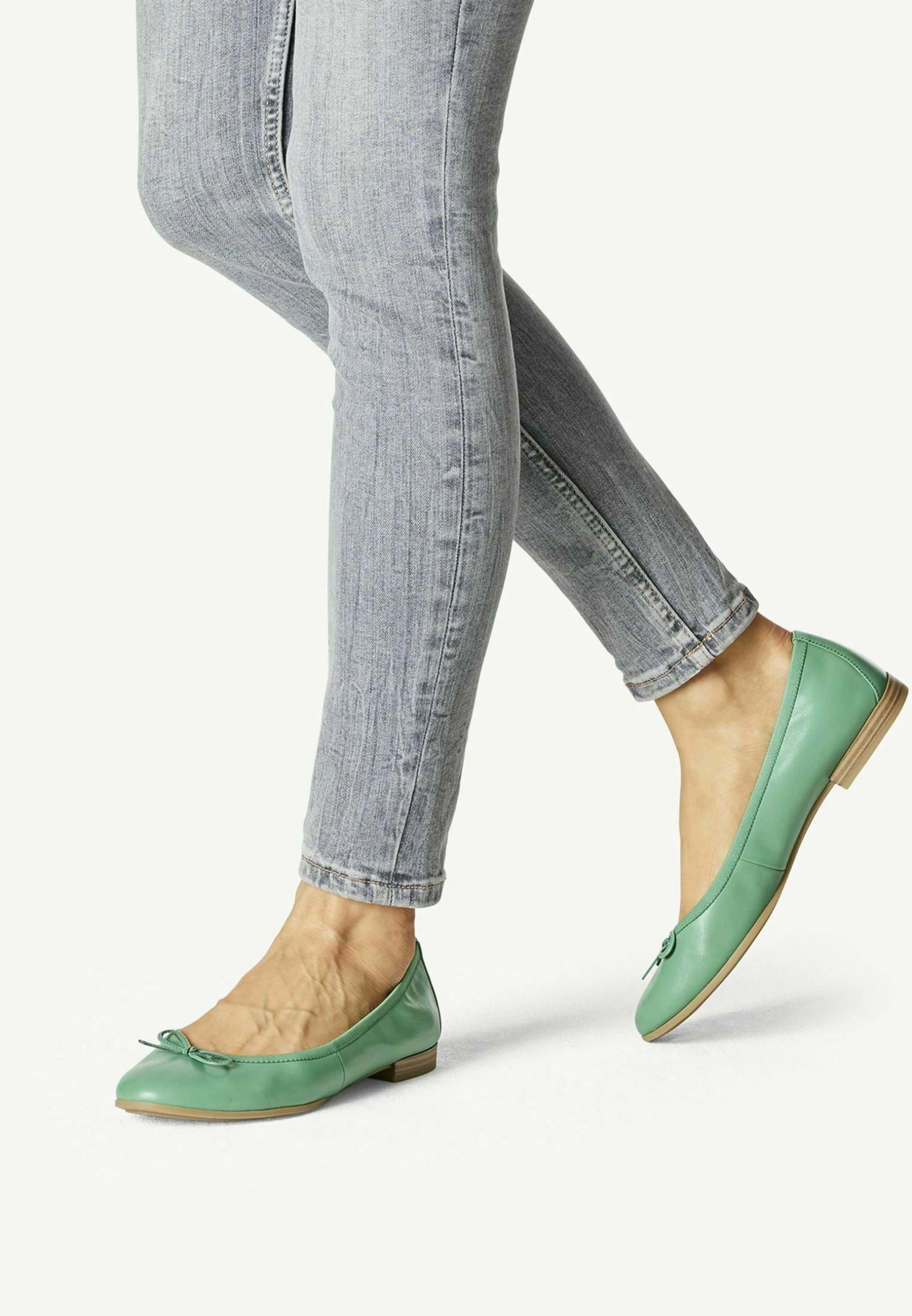 Tamaris Ballerines - Green 1 Tamaris Ballerines - Green