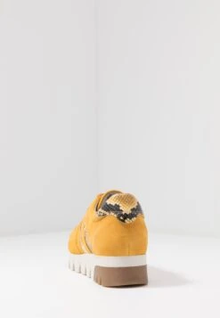 Tamaris Lace Up - Baskets Basses - Mustard -Zalando ae283acba98b430d9bccdc6500f70bba