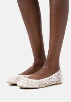 Tamaris Ballerines - Ivory Macramee