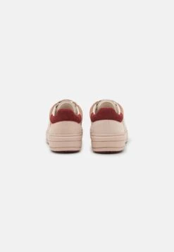 Tamaris Baskets Basses - Rose Comb 9 Tamaris Baskets Basses - Rose Comb -Zalando de4eaf737c274a2490d08f2a1d98203b