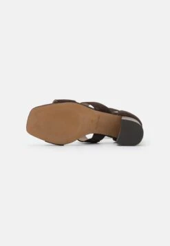 Tamaris Sandales - Mocca -Zalando f6b12cd411bb40a38063fdbc8f7c8b0f